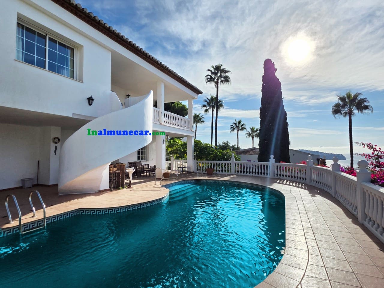 5 bedroom Villa for sale in La Herradura with pool - € 1,100,000 (Ref: 9410662)