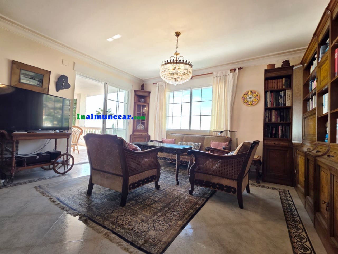 5 bedroom Villa for sale in La Herradura with pool - € 1,100,000 (Ref: 9410662)