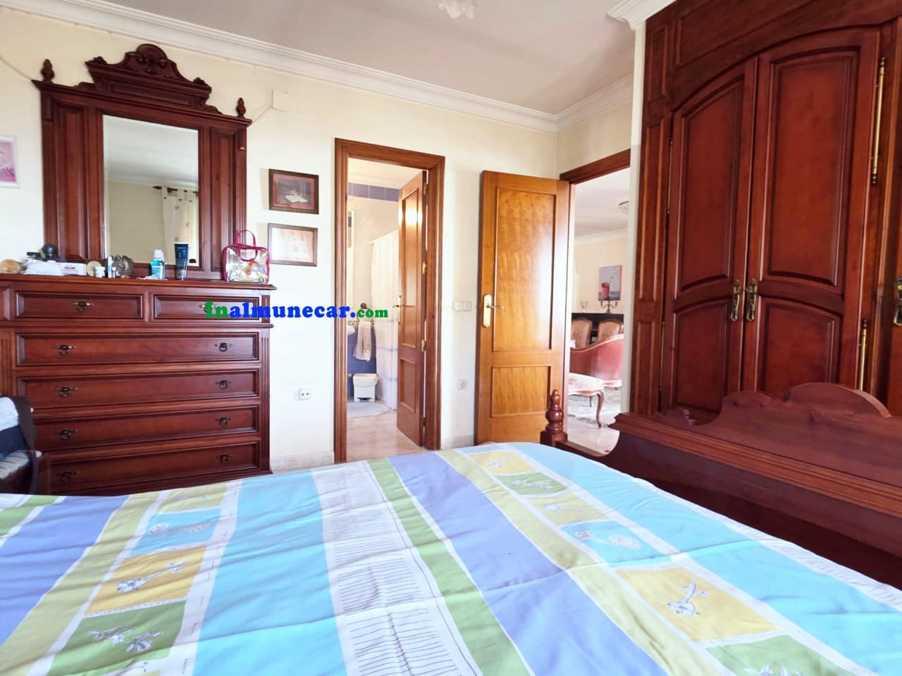 5 bedroom Villa for sale in La Herradura with pool - € 1,100,000 (Ref: 9410662)