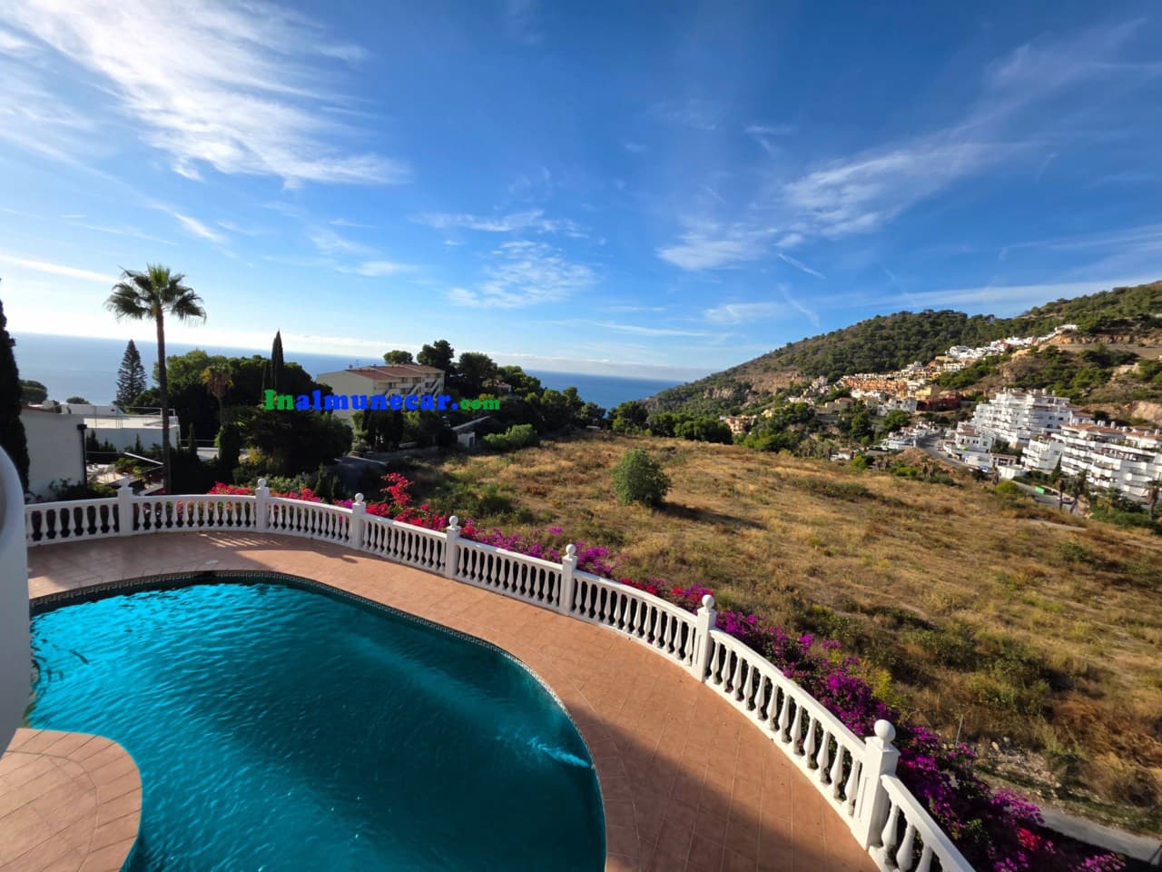 5 bedroom Villa for sale in La Herradura with pool - € 1,100,000 (Ref: 9410662)