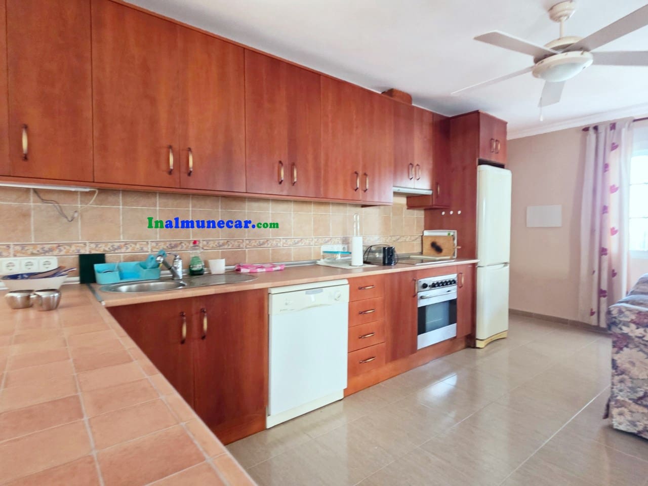 5 bedroom Villa for sale in La Herradura with pool - € 1,100,000 (Ref: 9410662)