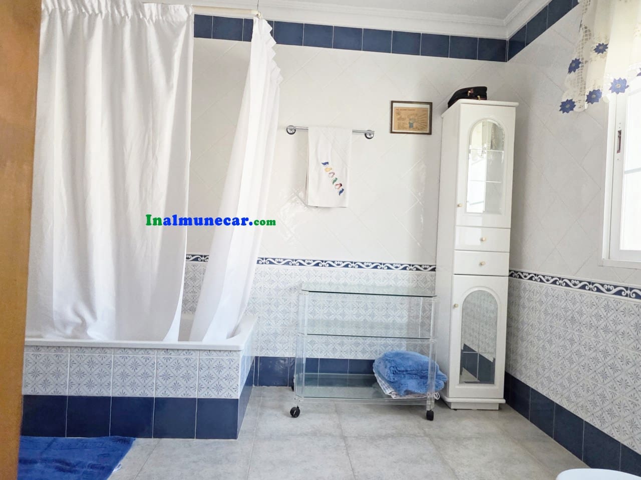 5 bedroom Villa for sale in La Herradura with pool - € 1,100,000 (Ref: 9410662)