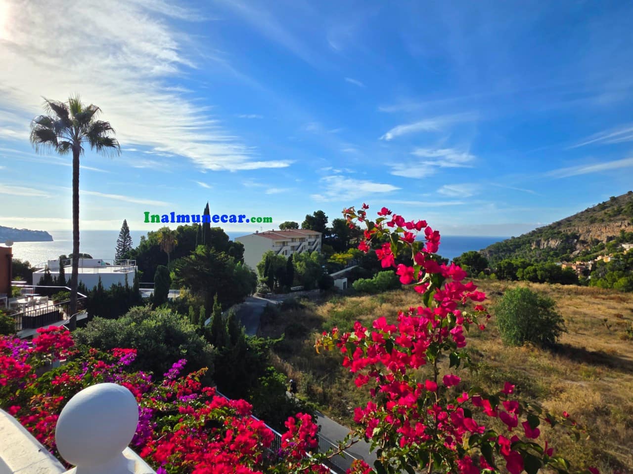 5 bedroom Villa for sale in La Herradura with pool - € 1,100,000 (Ref: 9410662)