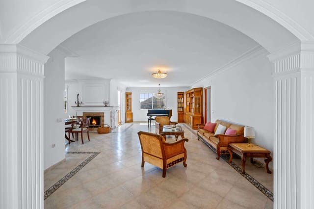 5 soveværelse Villa til salg i La Herradura, Almuñécar med swimmingpool - € 1.100.000 (Ref: 9410662)