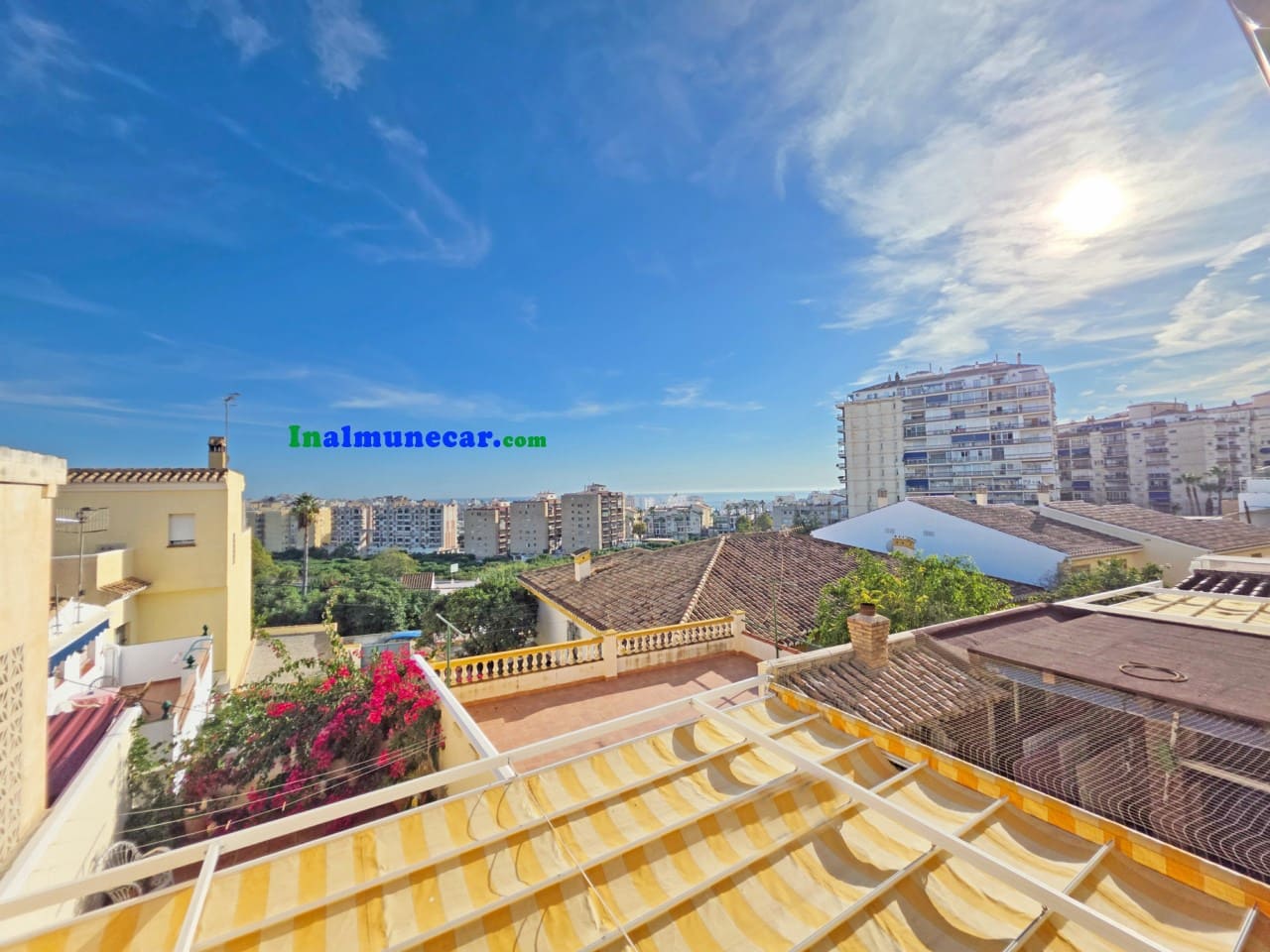 3 slaapkamer Rijtjeshuis te koop in Almunecar - € 310.000 (Ref: 9415674)