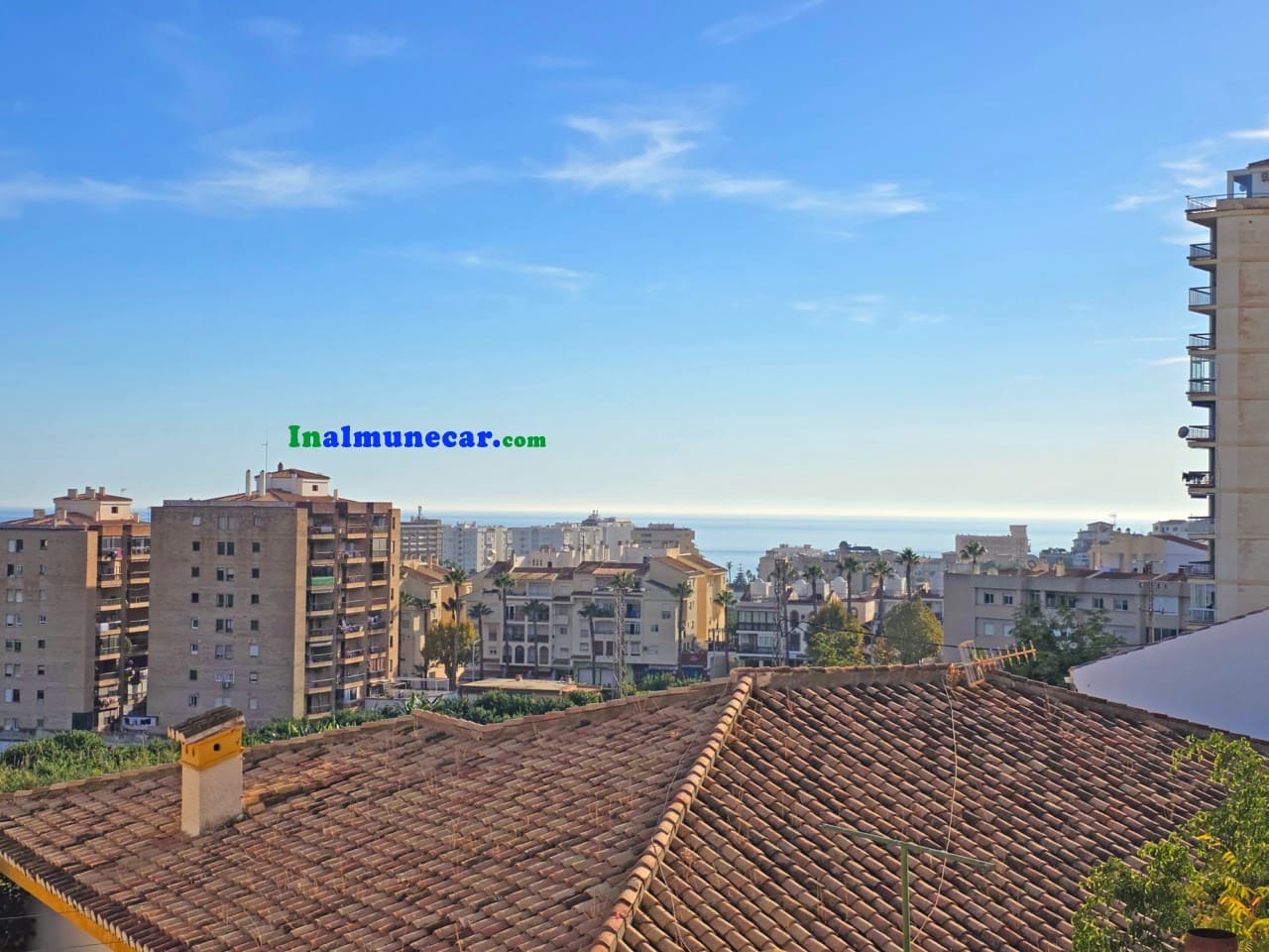 3 slaapkamer Rijtjeshuis te koop in Almunecar - € 310.000 (Ref: 9415674)