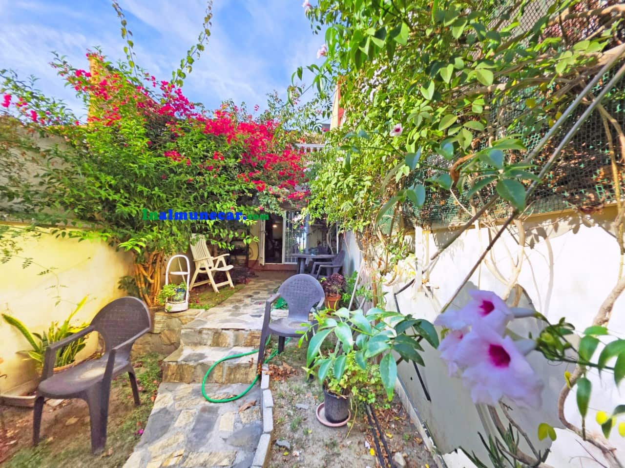 3 slaapkamer Rijtjeshuis te koop in Almunecar - € 310.000 (Ref: 9415674)