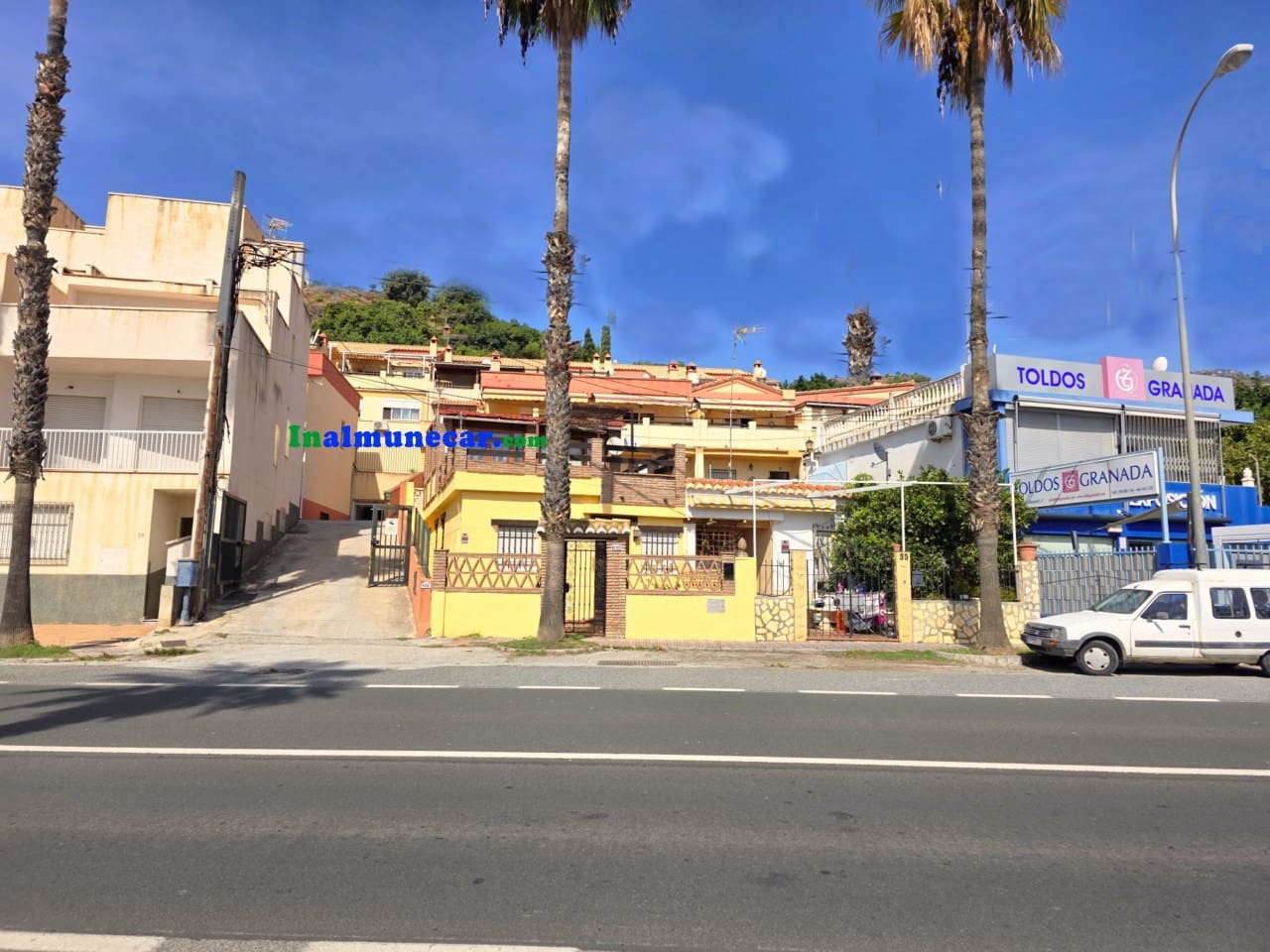 3 sypialnia Dom szeregowy na sprzedaż w Almunecar z basenem garażem - 295 000 € (Ref: 9450418)