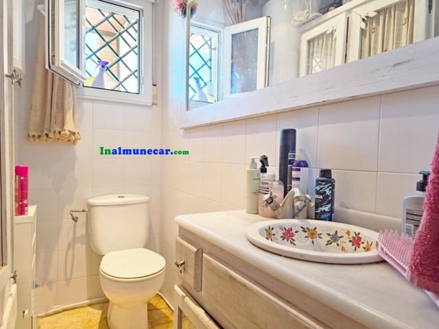 4 slaapkamer Rijtjeshuis te koop in Almuñécar met zwembad garage - € 395.000 (Ref: 9450419)