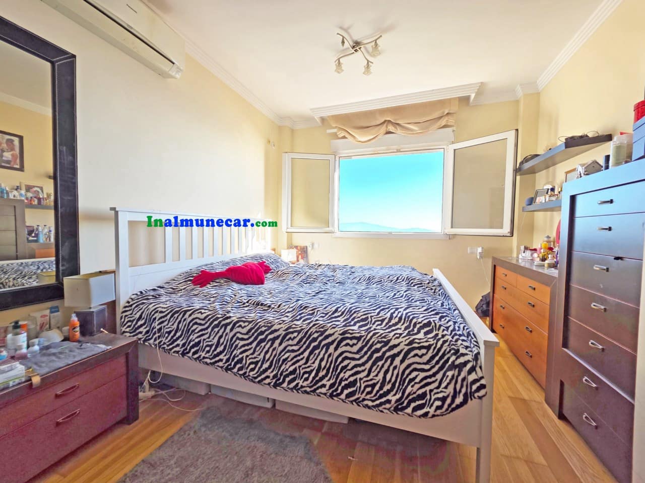 4 sovrum Radhus till salu i Almunecar med pool garage - 395 000 € (Ref: 9450419)