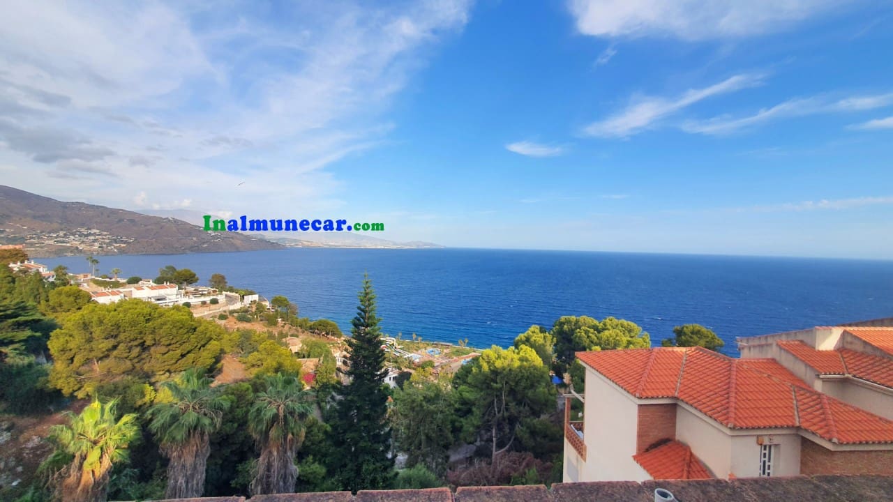 4 sovrum Radhus till salu i Almunecar med pool garage - 395 000 € (Ref: 9450419)