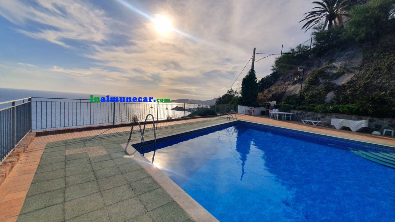 4 sovrum Radhus till salu i Almunecar med pool garage - 395 000 € (Ref: 9450419)