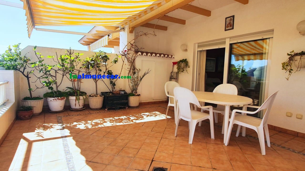 2 makuuhuone Kattohuoneisto myytävänä paikassa Almunecar mukana uima-altaan 
autotalli - 335 000 € (Ref: 9455931)