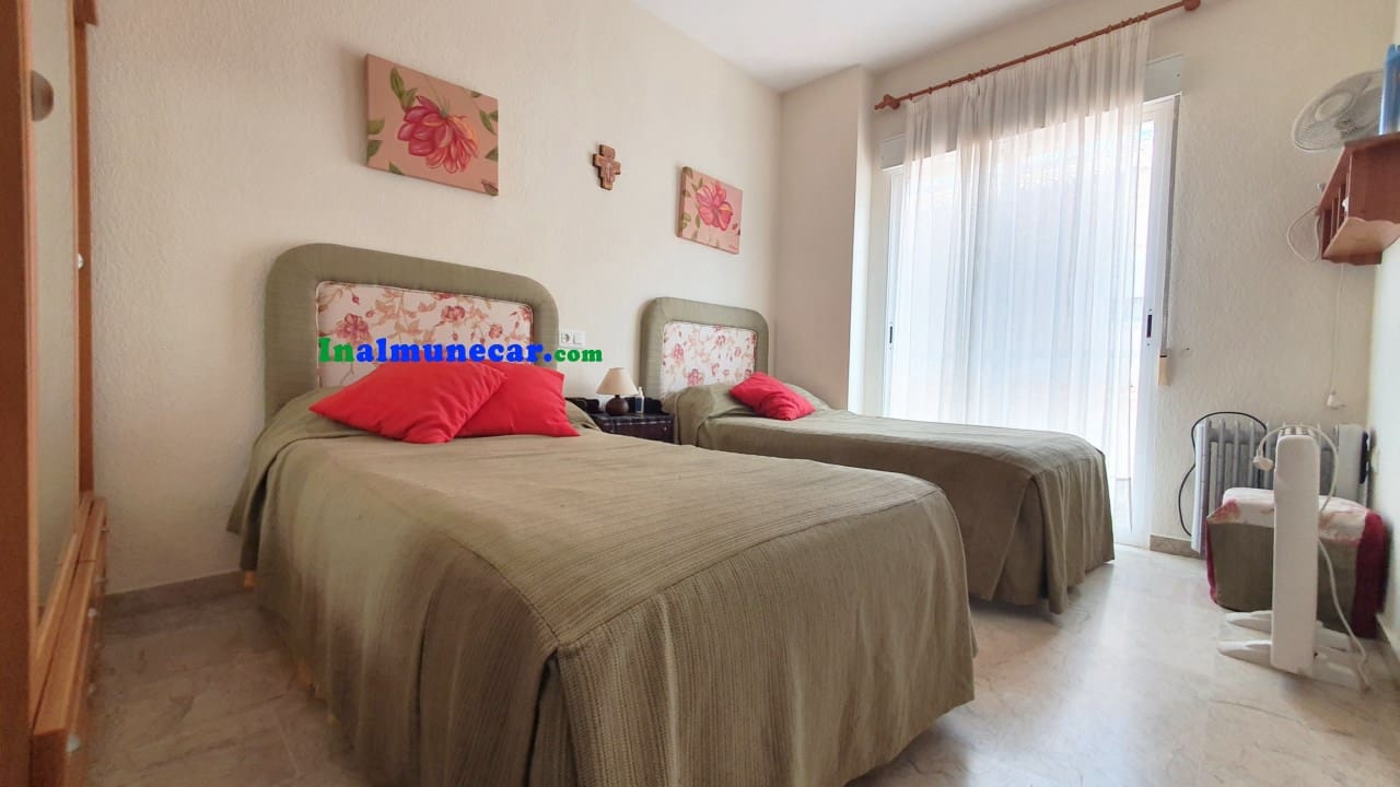2 sovrum Takvåning till salu i Almunecar - 325 000 € (Ref: 9494302)