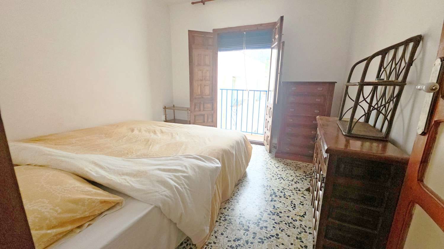 2 soverom Hus til salgs i Otivar - € 95 000 (Ref: 9513246)