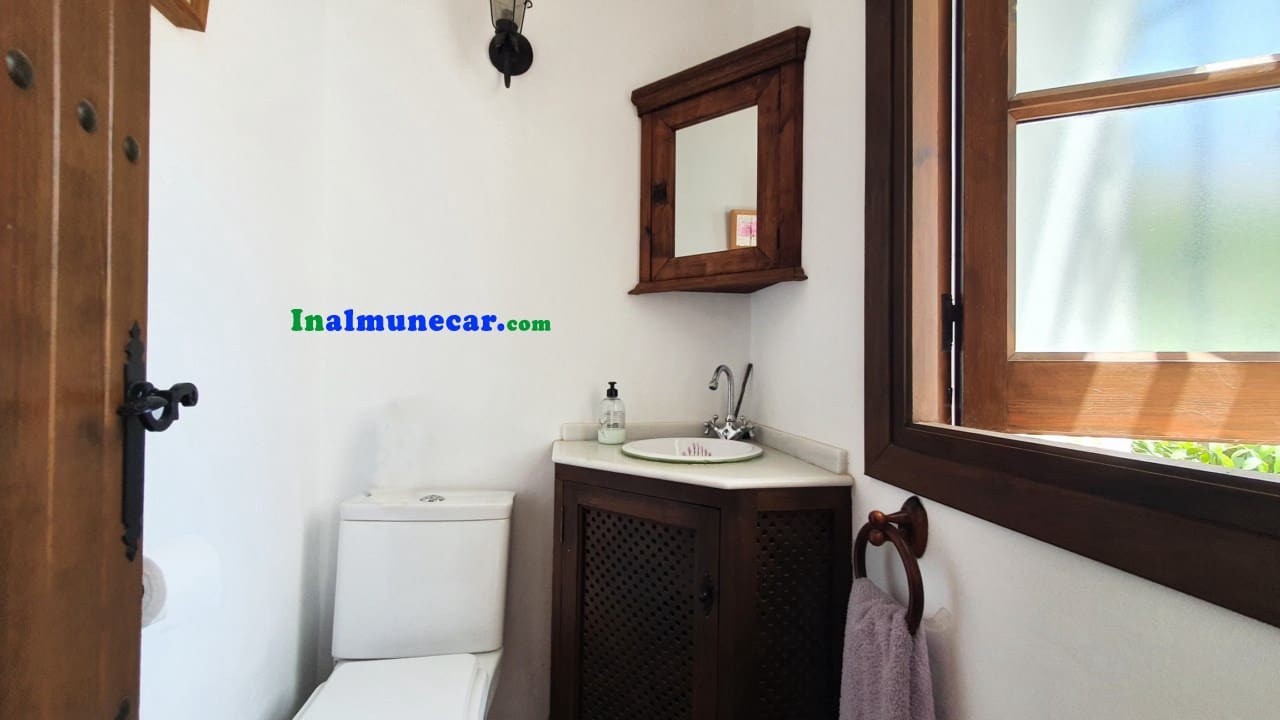 3 soveværelse Villa til salg i Almunecar med swimmingpool - € 635.000 (Ref: 9547796)