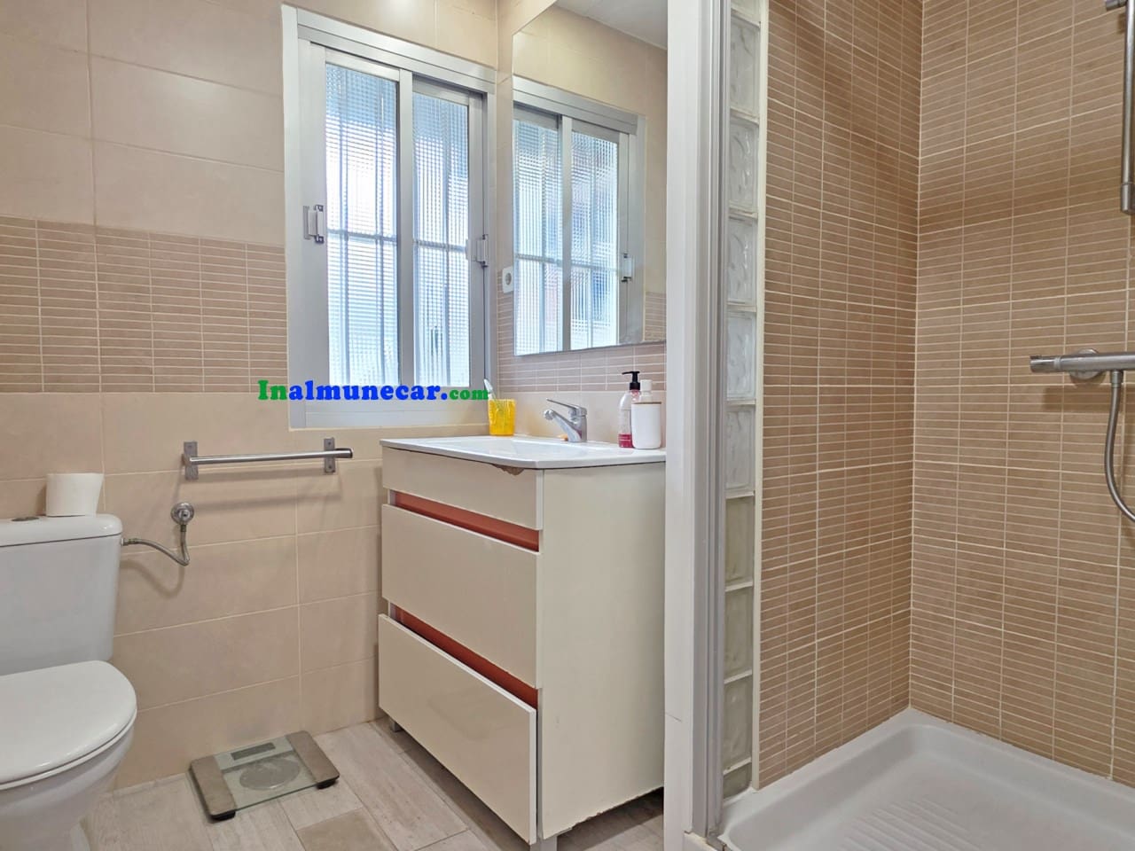 2 Zimmer Wohnung zu verkaufen in Almunecar mit Garage - 340.000 € (Ref: 9811295)