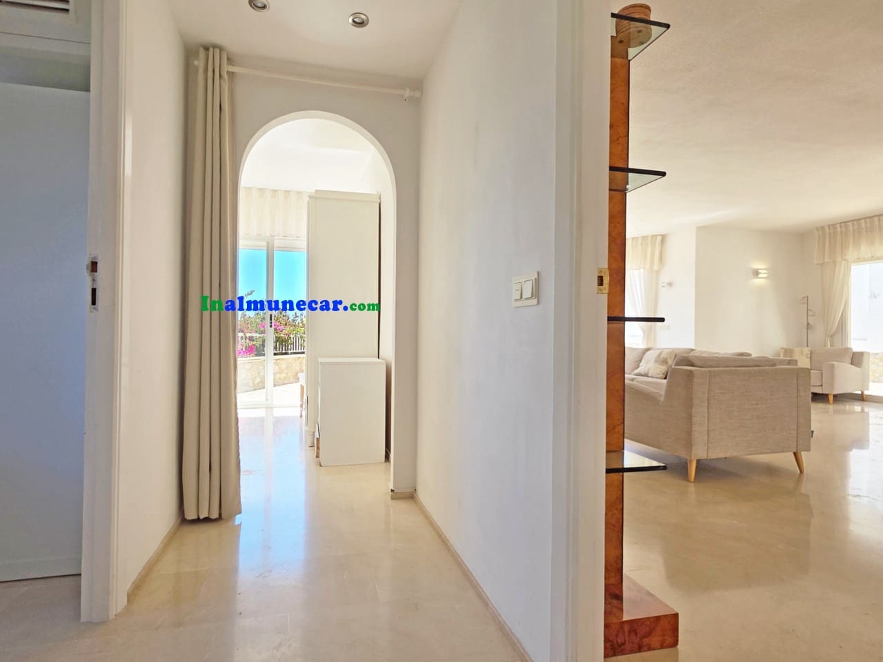 Chalet de 4 habitaciones en Cotobro en venta con piscina garaje - 950.000 € (Ref: 9811297)