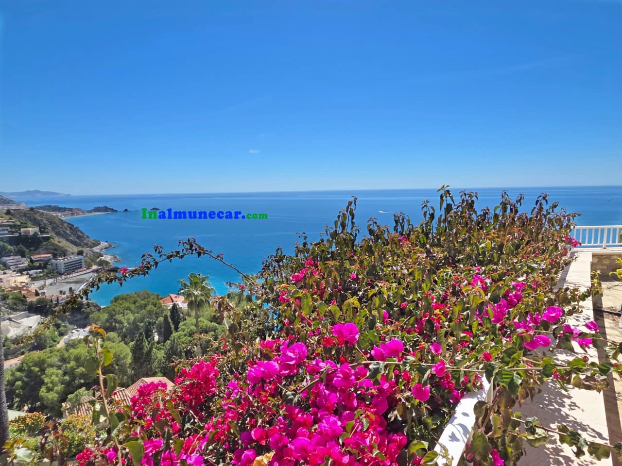 Chalet de 4 habitaciones en Cotobro en venta con piscina garaje - 950.000 € (Ref: 9811297)