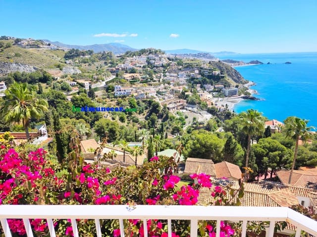 Chalet de 4 habitaciones en Cotobro, Almuñécar en venta con piscina garaje - 950.000 € (Ref: 9811297)