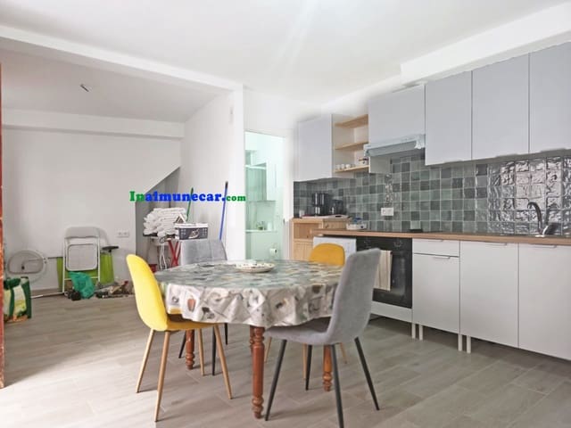 3 chambre Maison de Ville à vendre à Almuñécar - 280 000 € (Ref: 9822310)