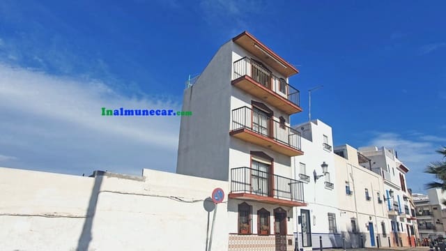 2 bedroom Townhouse for sale in Almuñécar - € 225,000 (Ref: 9828743)