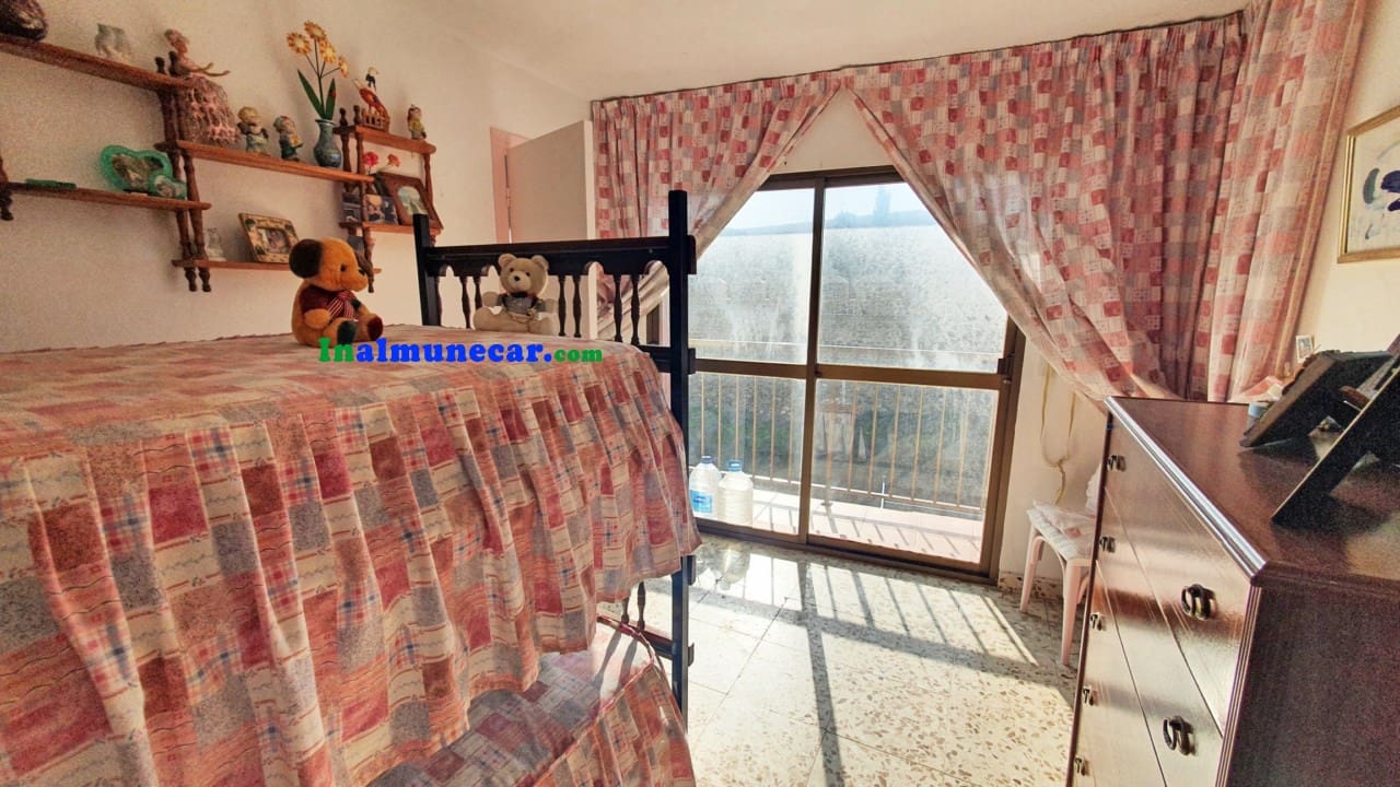 2 bedroom Townhouse for sale in Almunecar - € 225,000 (Ref: 9828743)
