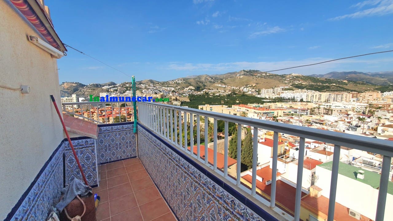 2 bedroom Townhouse for sale in Almunecar - € 225,000 (Ref: 9828743)