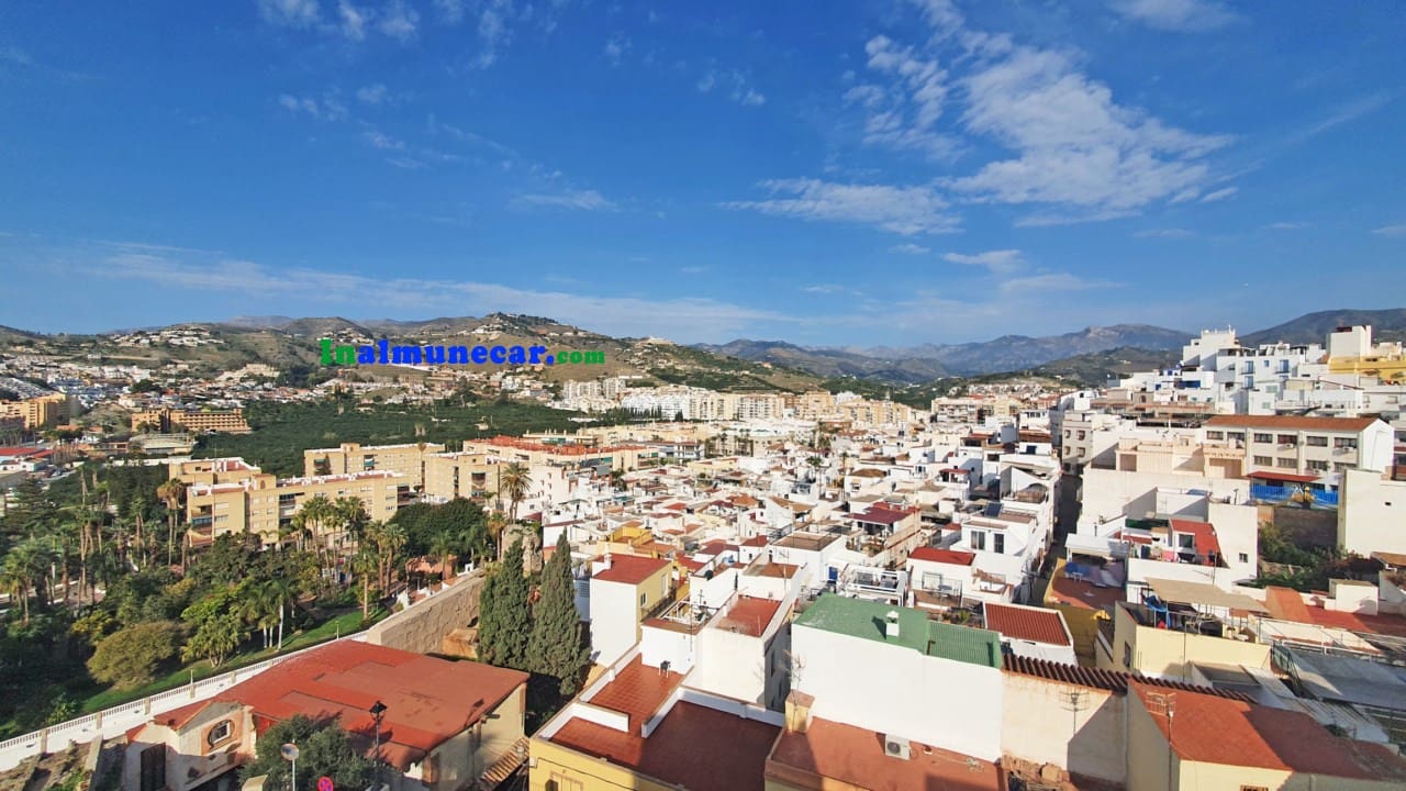 2 bedroom Townhouse for sale in Almunecar - € 225,000 (Ref: 9828743)