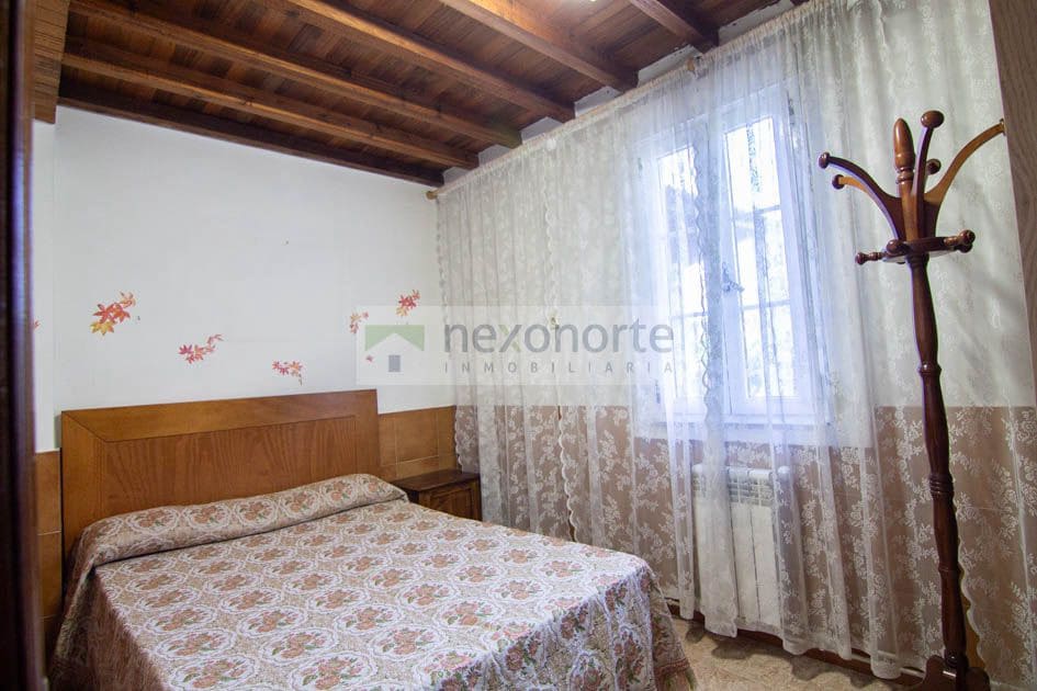 5 chambre Maison de Ville à vendre à Ortigueira - 185 000 € (Ref: 10012947)