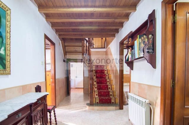 5 chambre Maison de Ville à vendre à Ortigueira - 185 000 € (Ref: 10012947)
