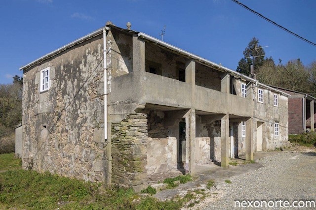 4 bedroom Townhouse for sale in Vilalba with garage - € 89,000 (Ref: 3576581)