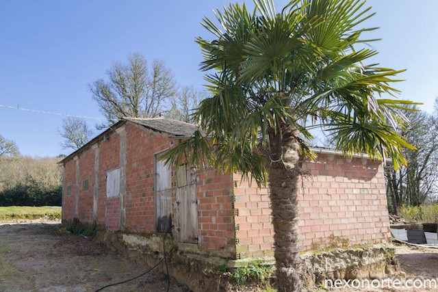 4 bedroom Townhouse for sale in Vilalba with garage - € 89,000 (Ref: 3576581)