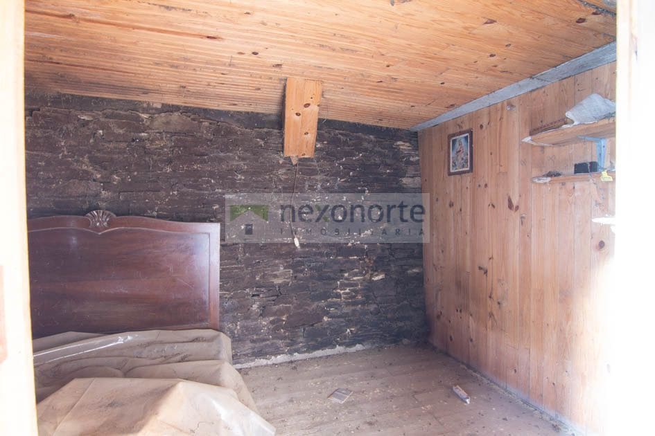 Maison de Ville à vendre à Muras - 27 000 € (Ref: 8103399)