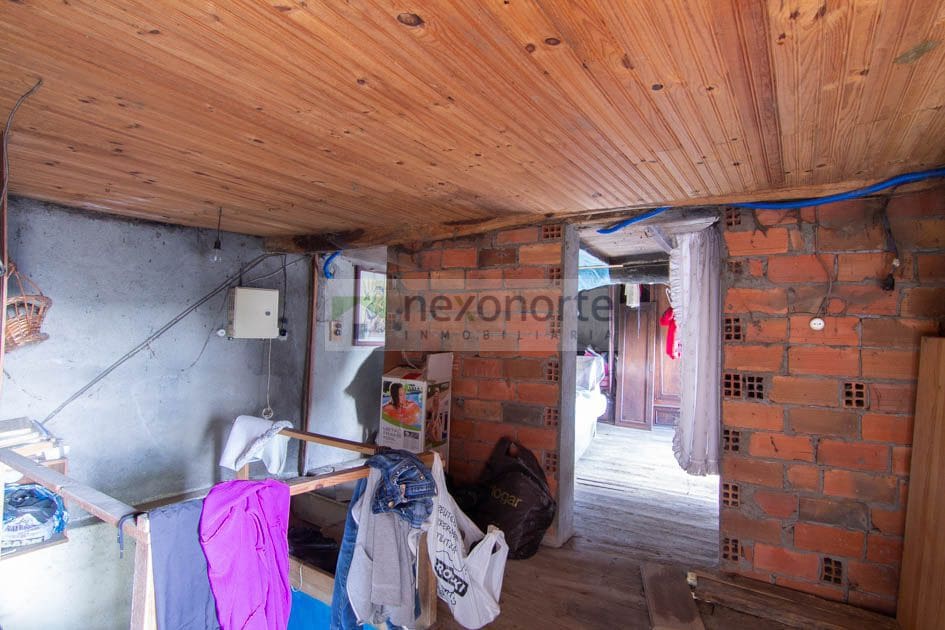 Maison de Ville à vendre à Muras - 27 000 € (Ref: 8103399)