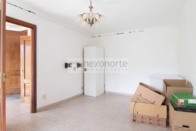 4 bedroom Townhouse for sale in Vilalba - € 89,000 (Ref: 8342909)