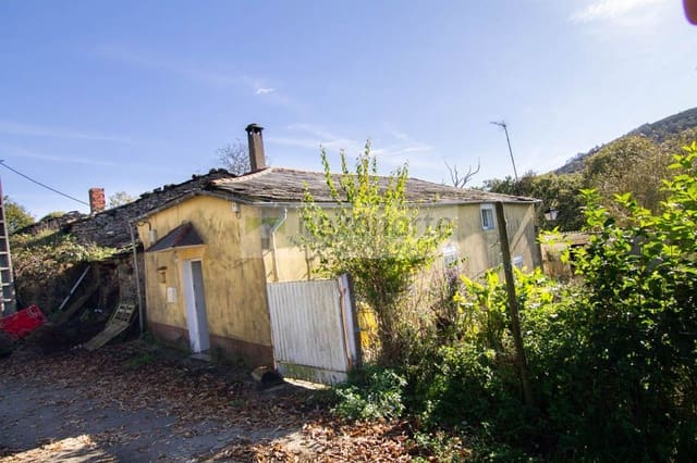 3 bedroom Townhouse for sale in Muras - € 49,000 (Ref: 8709005)