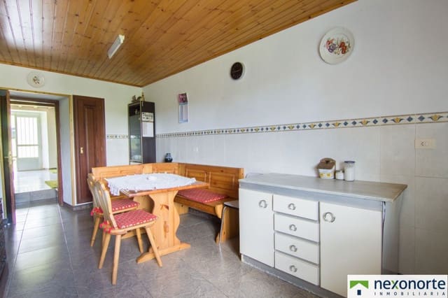 4 bedroom Townhouse for sale in Ourol - € 72,000 (Ref: 9233091)