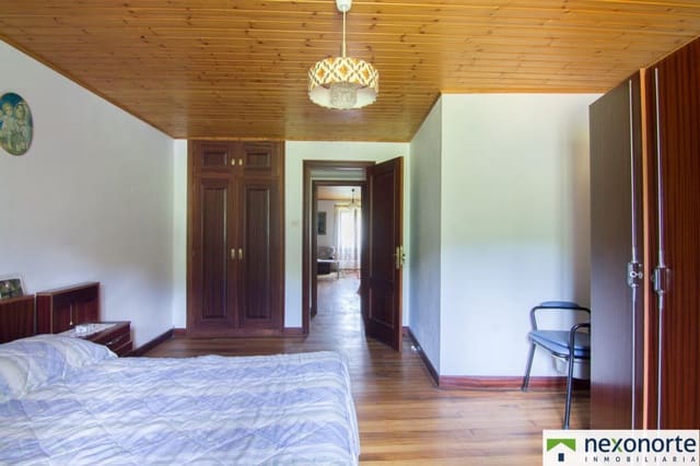 4 bedroom Townhouse for sale in Ourol - € 72,000 (Ref: 9233091)