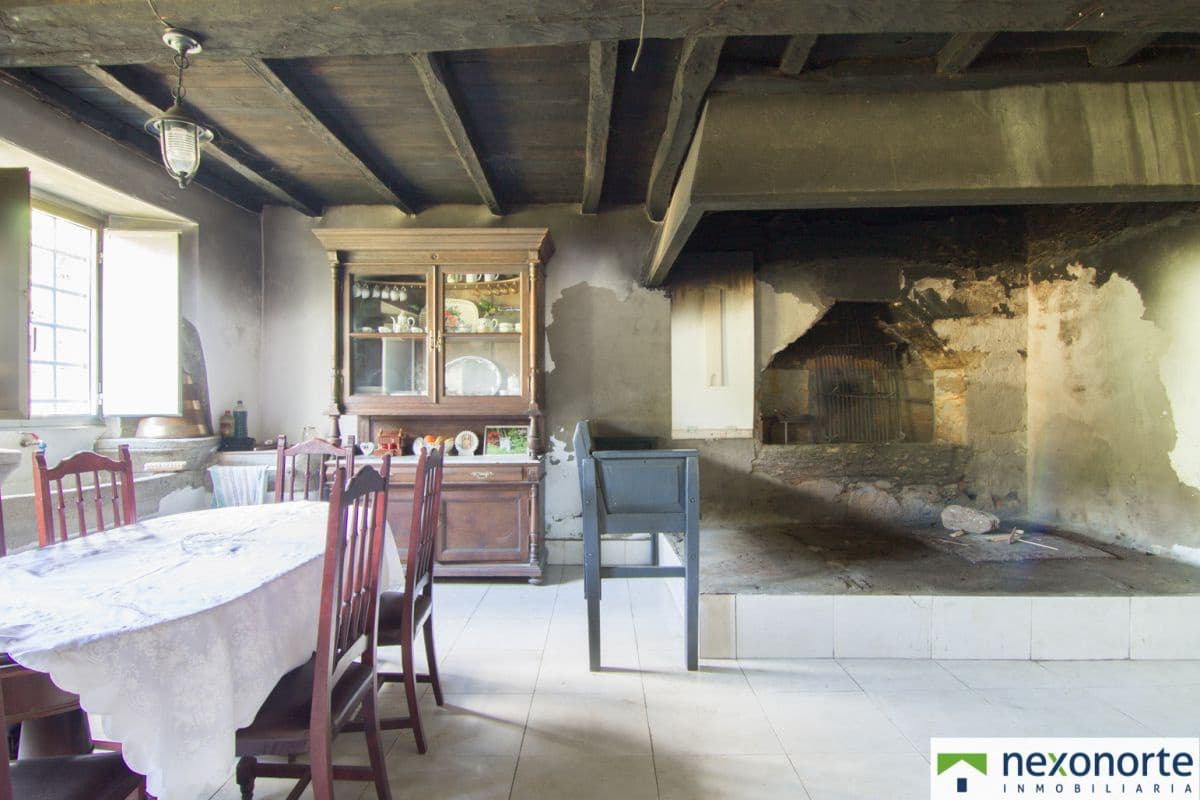 4 slaapkamer Huis te koop in Ourol - € 72.000 (Ref: 9233091)