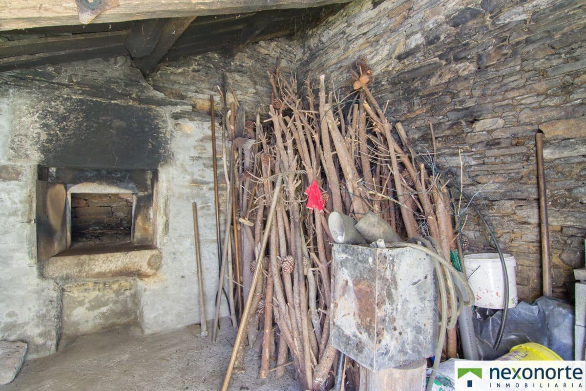 4 slaapkamer Huis te koop in Ourol - € 72.000 (Ref: 9233091)