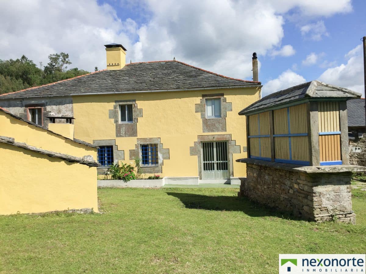 4 slaapkamer Huis te koop in Ourol - € 72.000 (Ref: 9233091)