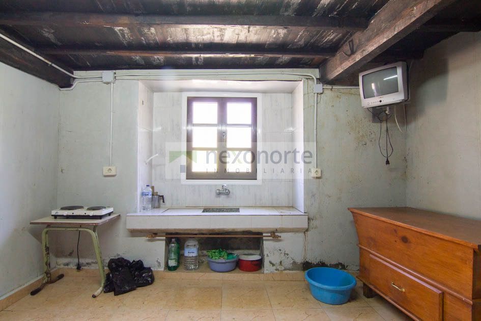 Townhouse for sale in As Pontes de Garcia Rodriguez - € 45,000 (Ref: 9726364)