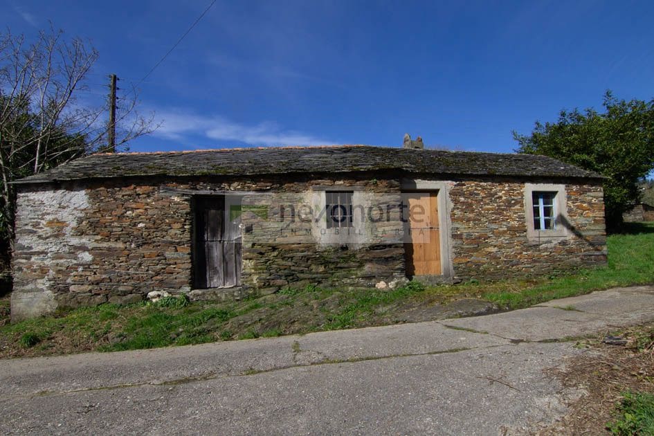 Townhouse for sale in As Pontes de Garcia Rodriguez - € 45,000 (Ref: 9726364)