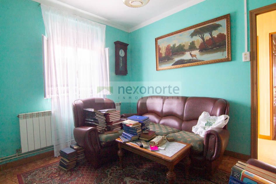 5 Zimmer Haus zu verkaufen in Neda mit Garage - 240.000 € (Ref: 9726365)