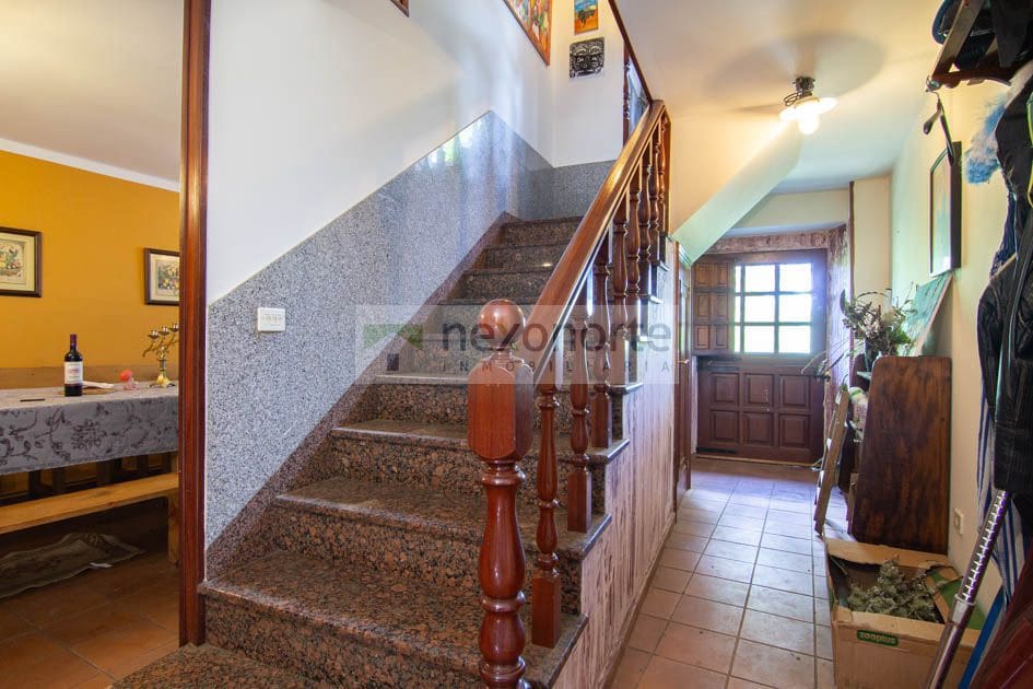 4 bedroom Townhouse for sale in Muras - € 198,000 (Ref: 9845186)