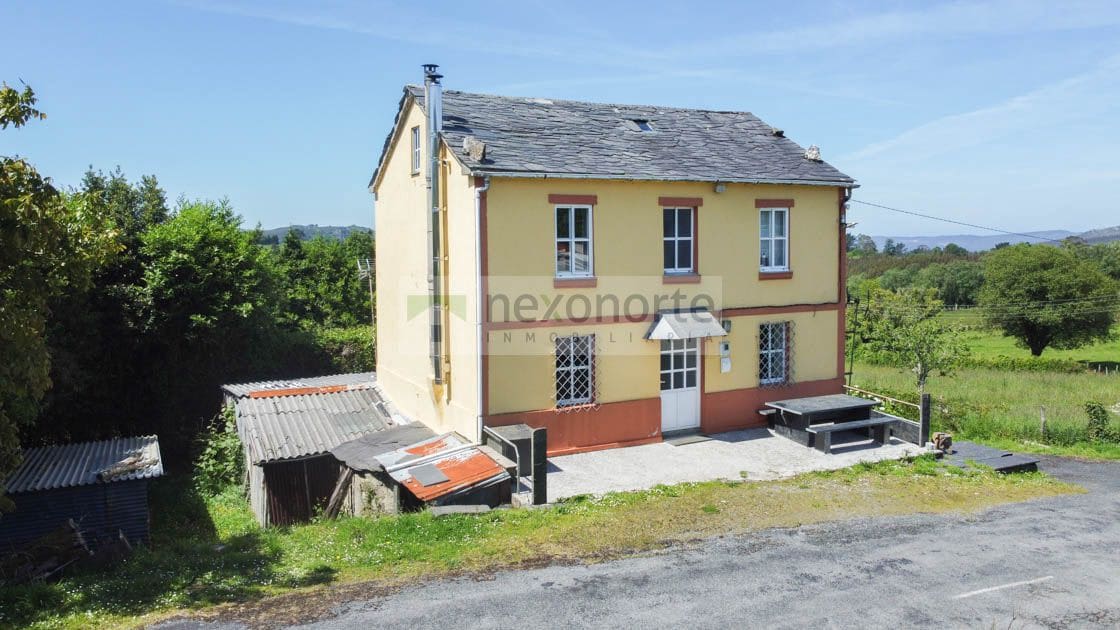 4 chambre Maison de Ville à vendre à Ortigueira avec garage - 89 000 € (Ref: 9880701)