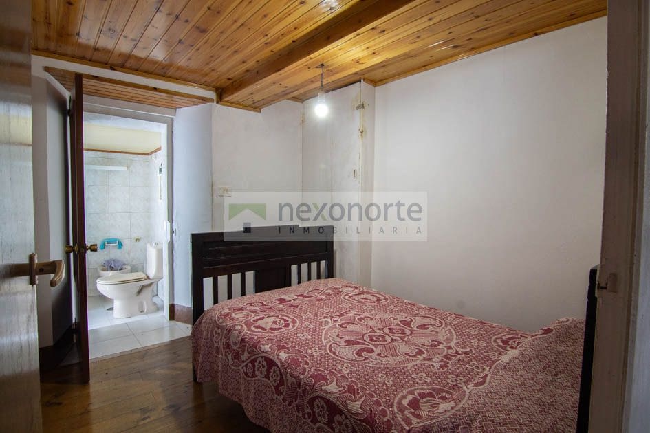 Casa de 4 habitaciones en Ourol en venta con garaje - 40.000 € (Ref: 9891690)