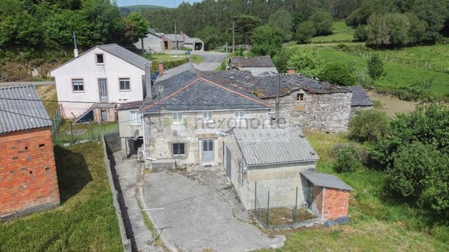 Casa de 4 habitaciones en Ourol en venta con garaje - 40.000 € (Ref: 9891690)