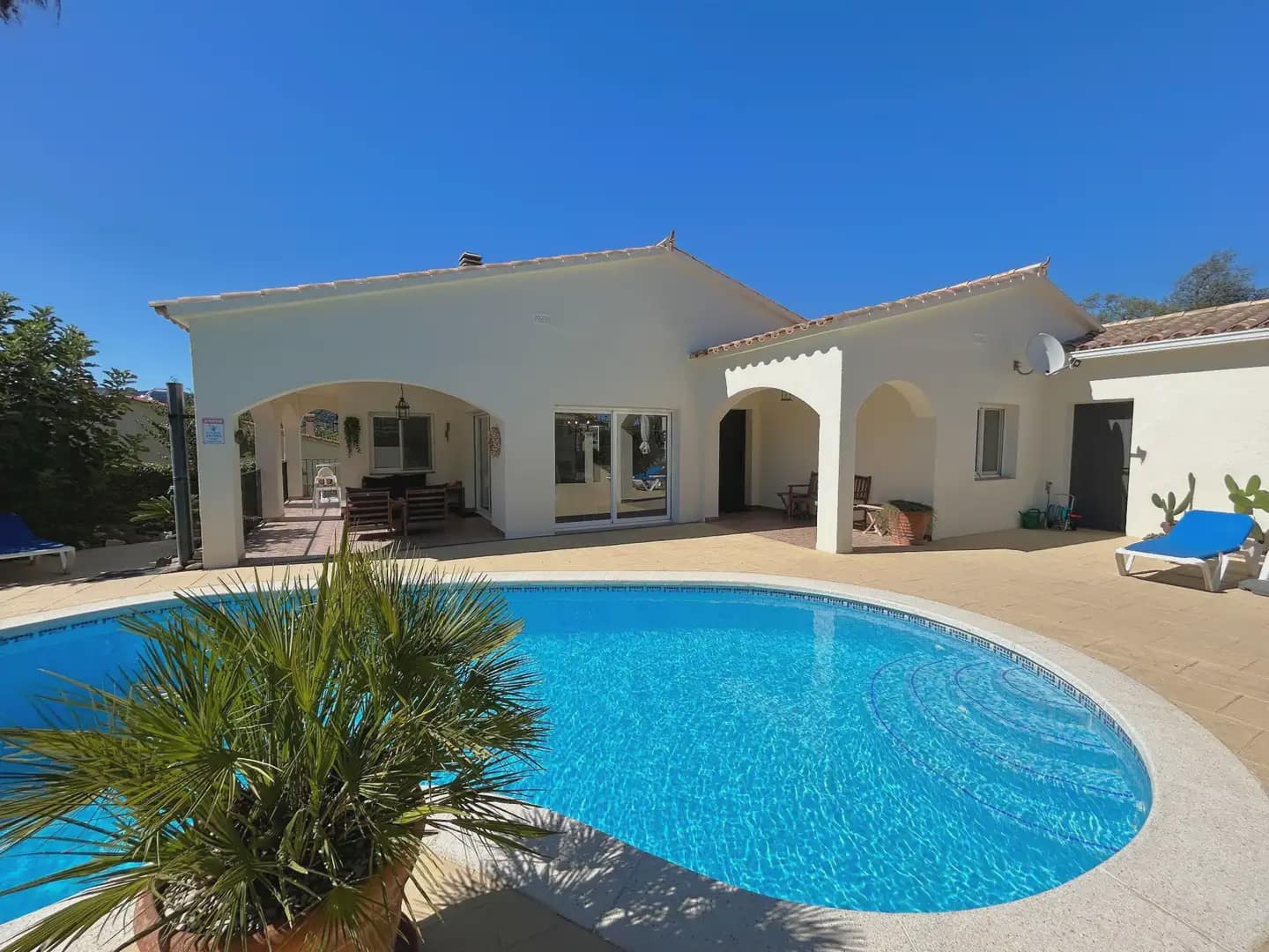 3 bedroom Villa for sale in Calonge i Sant Antoni with pool garage - € 485,000 (Ref: 10037739)